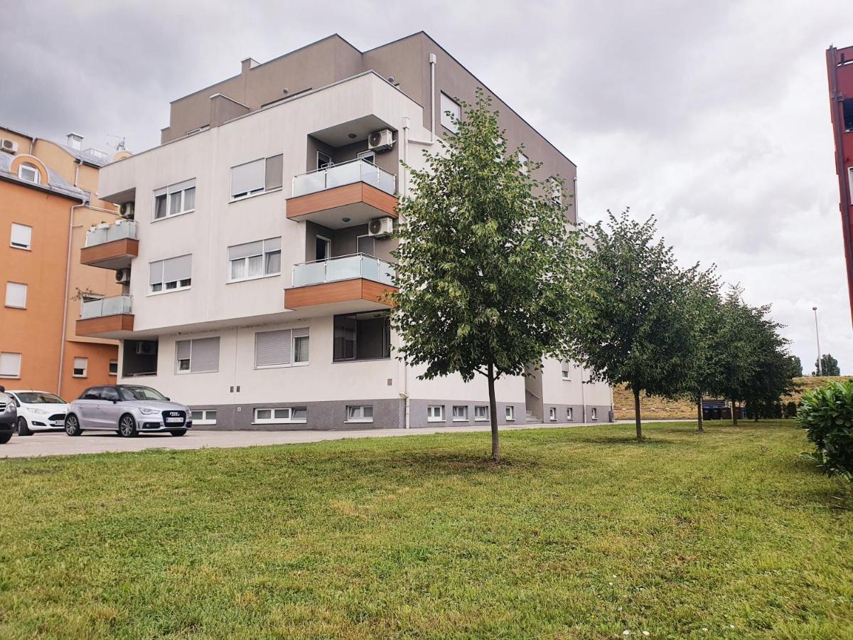 Apartment I Love Zagreb, Free Private Parking Luaran gambar